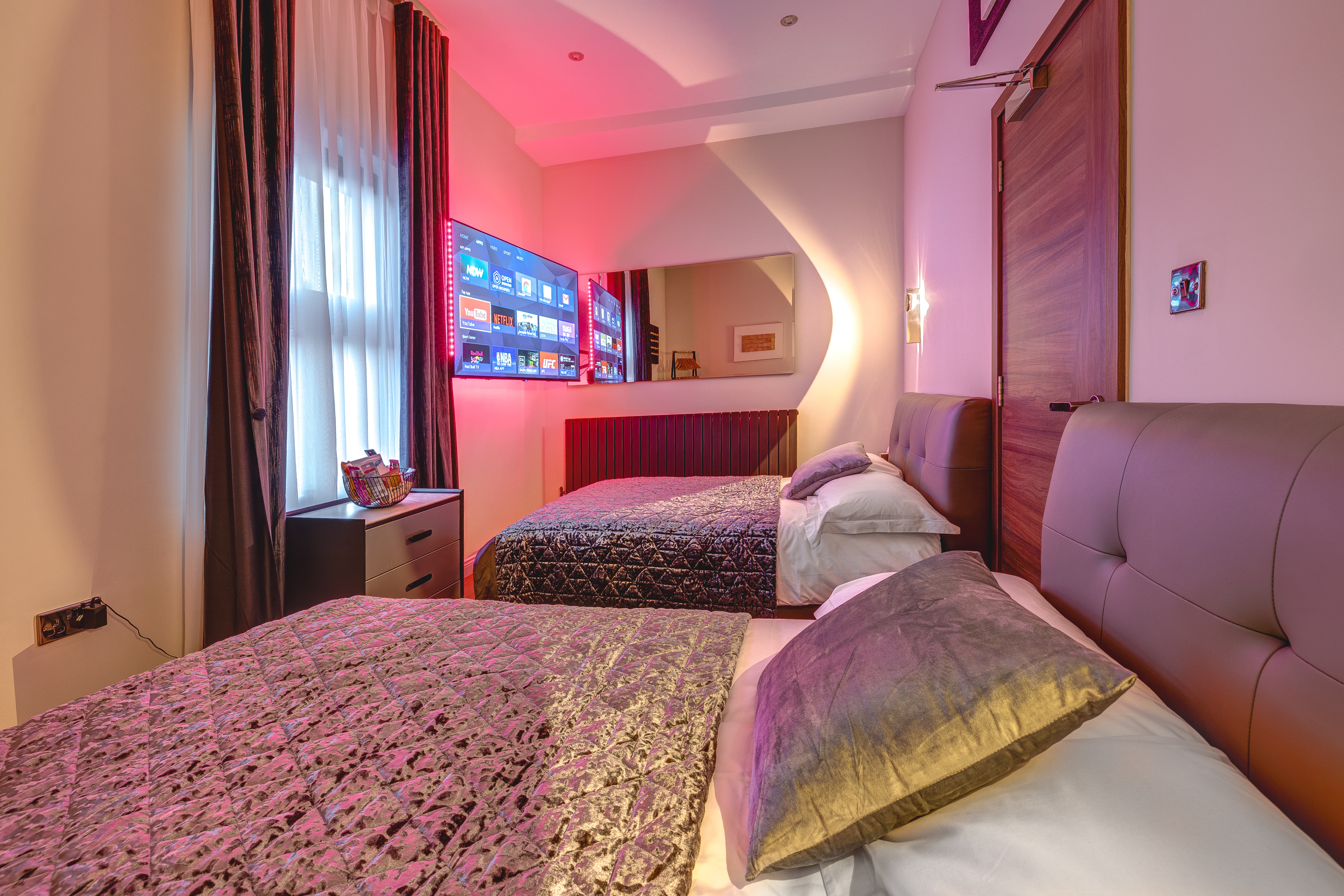 Luxe Apartment – Two Bed Gallery Photo